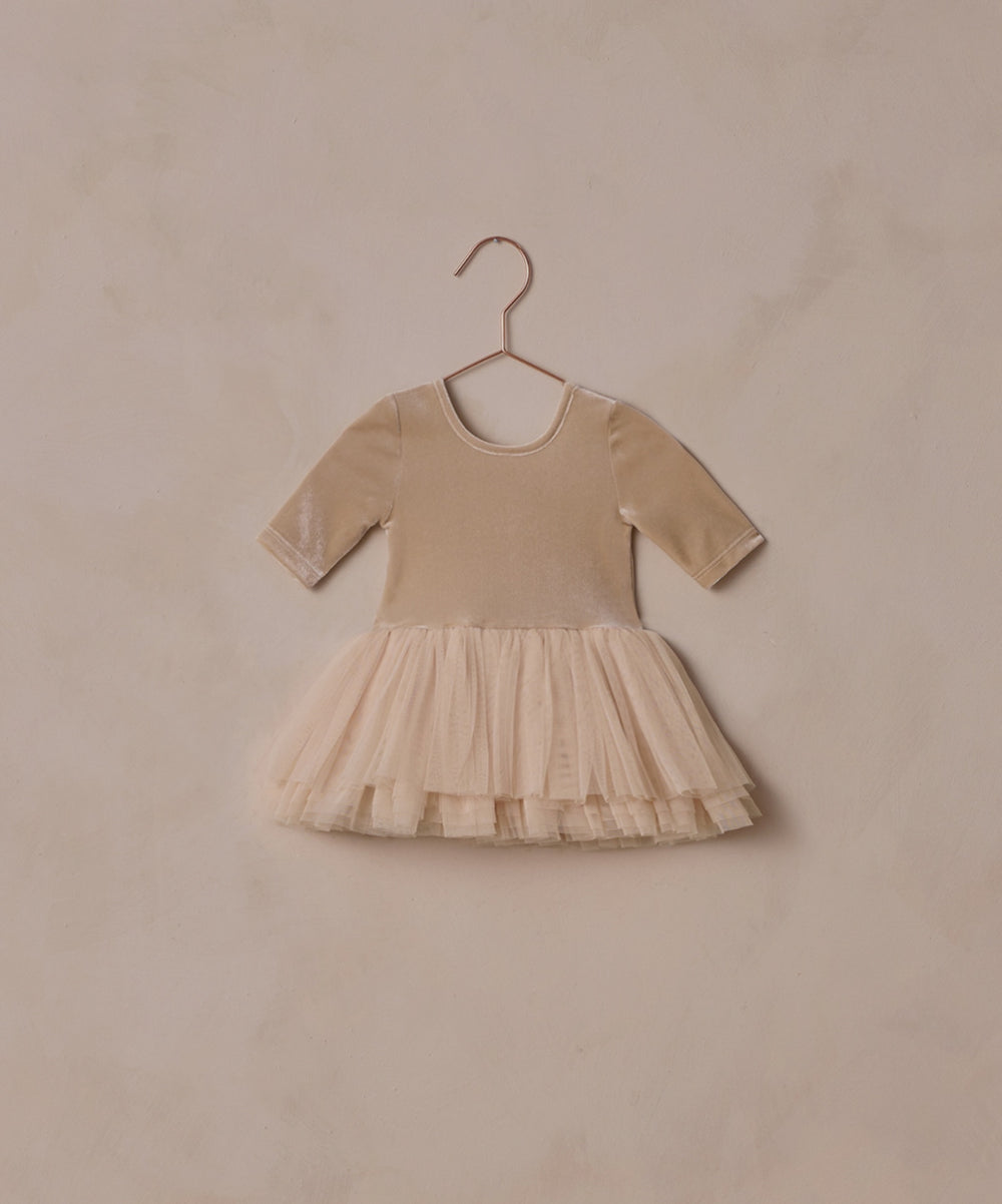 THEA TUTU | ANTIQUE